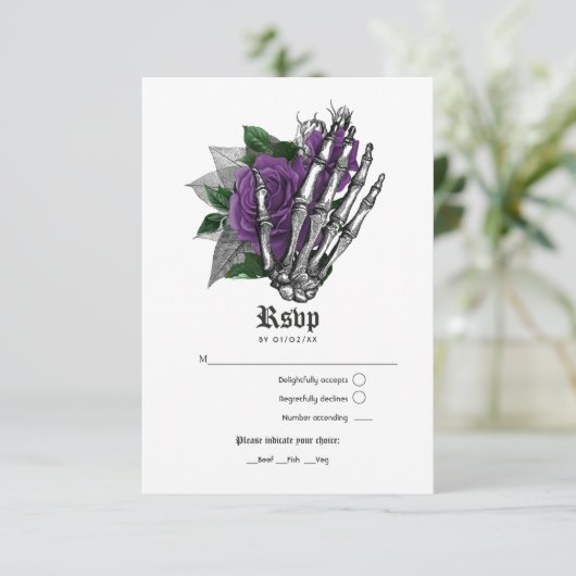 Paarse Floral Skeleton Gothic Wedding RSVP Kaartje (Staand voorkant)
