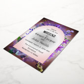 Paarse Floral Wedding Folie Uitnodiging (Gedraaid)