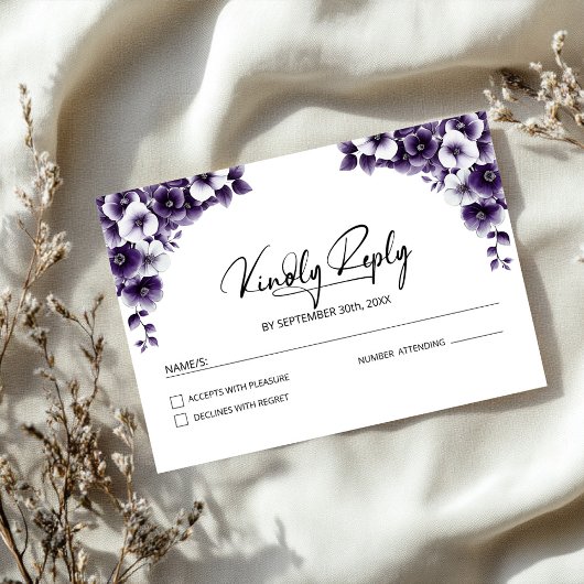Paarse Floral Wedding RSVP Kaartje