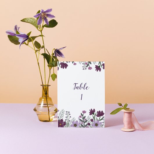 Paarse Floral Wedding Table Numbers Kaart