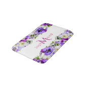 Paarse floralen witte monogram elegant badmat (Gekanteld)