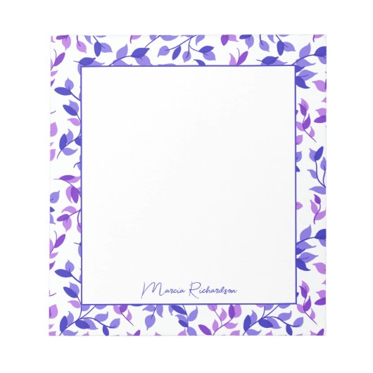 Paarse Florals Moderne Manuscript Personeel Notitieblok (Voorkant)
