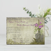 Paarse Flower Bottle Vintage bruiloft uitnodiging (Staand voorkant)