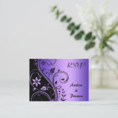 Paarse Flower Scrollwork RSVP Wedding Kaart (Staand voorkant)