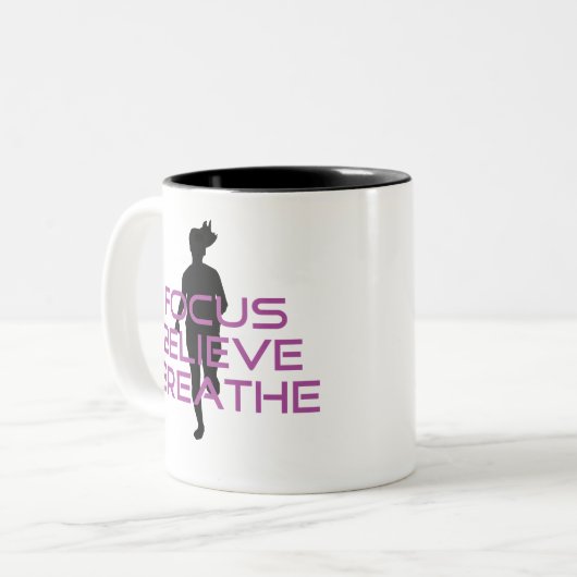 Paarse Focus Believe Breathe Tweekleurige Koffiemok (Voorkant links)