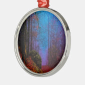 Paarse fog in het herfst geslepen bos metalen ornament (Links)