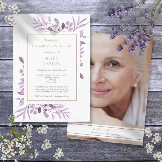 Paarse Foliage Begrafenis Viering van het Leven Fo Kaart