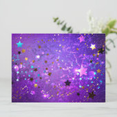 Paarse folieachtergrond met sterren feestdagenkaart (Staand voorkant)