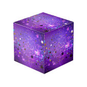 Paarse folieachtergrond met sterren kubus (Voorkant hoekig)