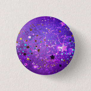 Paarse folieachtergrond met sterren ronde button 3,2 cm