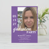 Paarse foto afstudeerfeest uitnodiging (Staand voorkant)
