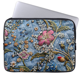 Paarse Geborduurde Bloem op Denim Delight Laptop Sleeve