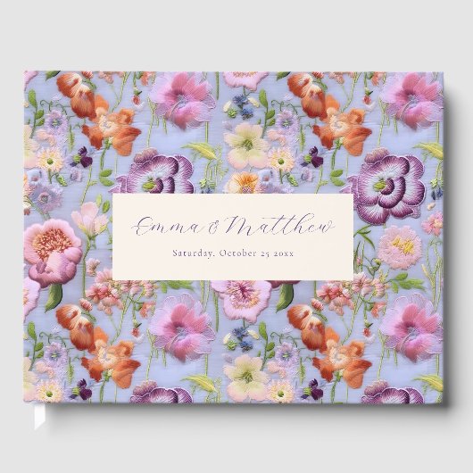 Paarse geborduurde bloemen Maximalistische bruilof Gastenboek (Voorkant)