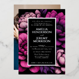 Paarse gedurfde bloem met foto folie uitnodiging