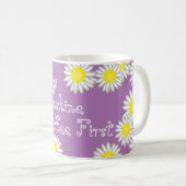 Paarse Geel en Wit Daisy Fun Gezegde Koffiemok (Voorkant rechts)