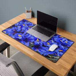 Paarse geïsoleerde Irisse Floral Bureaumat