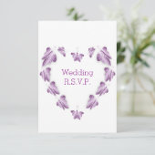 Paarse gekleurde vlinders ontwerp bruiloft RSVP kaartje (Staand voorkant)