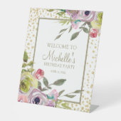 Paarse Gele Floral Gold Glitter Birthday Welkom Reclamebord Met Voetstuk (Voorkant)
