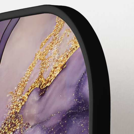 Paarse gemarmerde Pickleball Paddle Black Handle e (Links Detail)