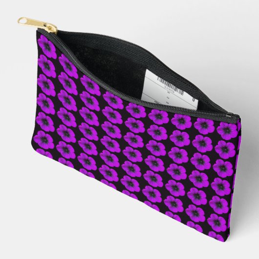 Paarse Geranium Floral Pattern op Black Etui (Open)