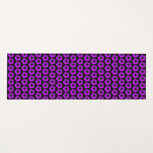 Paarse Geranium Floral Pattern op Black Yogamat (Voorkant (horizontaal))
