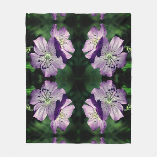  Paarse Geranium Flower Pair Pattern Fleece (Voorkant)