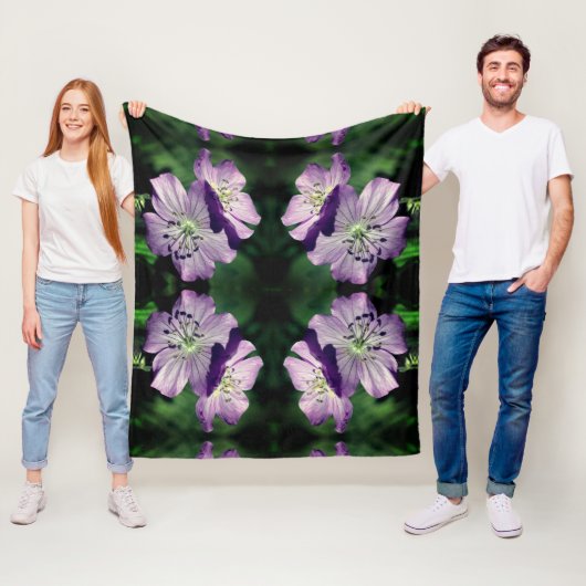  Paarse Geranium Flower Pair Pattern Fleece Deken (In situ)