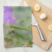 Paarse Geranium Wildflower Foto met aangepaste naa Theedoek (Quarter Fold)