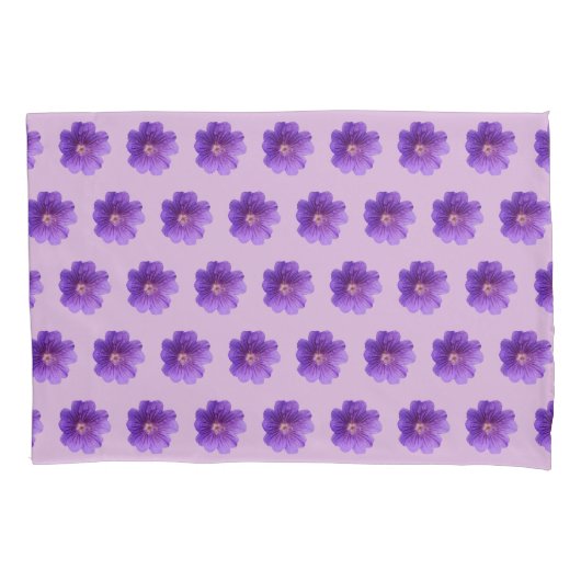 Paarse Geraniumventilator naadloos patroon op Kussensloop (Voorkant)