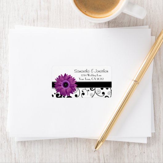 Paarse Gerbera Daisy Zwart Scroll Adreslabel Etiket (Insitu)