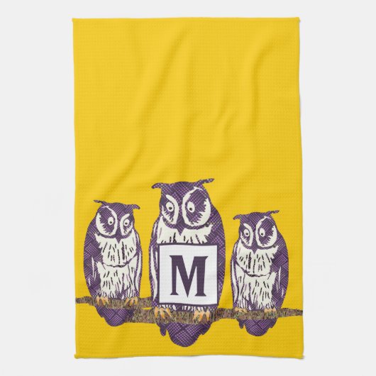 Paarse gestileerde uil familie op elke kleur theedoek (Verticaal)