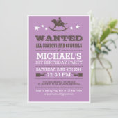 Paarse Gezochte Westerne Cowboy Birthday Uitnodigi Kaart (Staand voorkant)