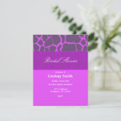 Paarse Giraffe Patroon Bridal Shower Invitation Kaart (Staand voorkant)