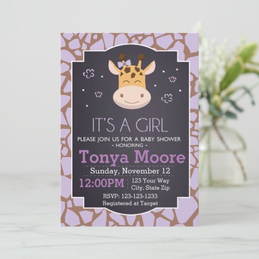 Paarse Giraffe Uitnodiging voor Baby Shower (meisj (Staand voorkant)