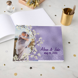 Paarse glazen en bruidsboeket fotolijst gastenboek