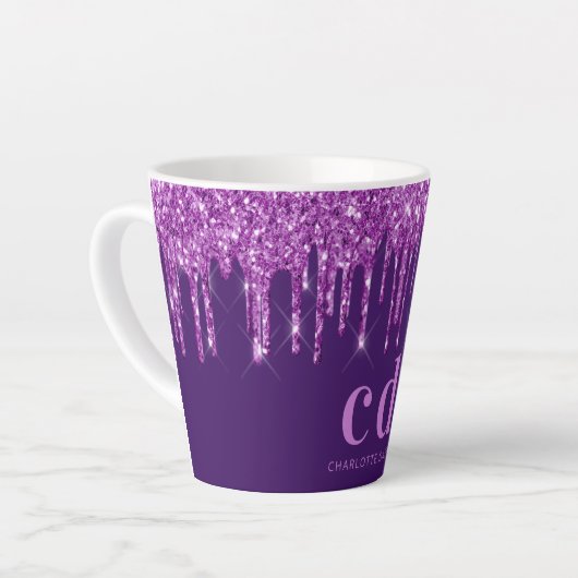 Paarse glitter druppelt monogram initiaal naam latte mok (Linkerhoek)