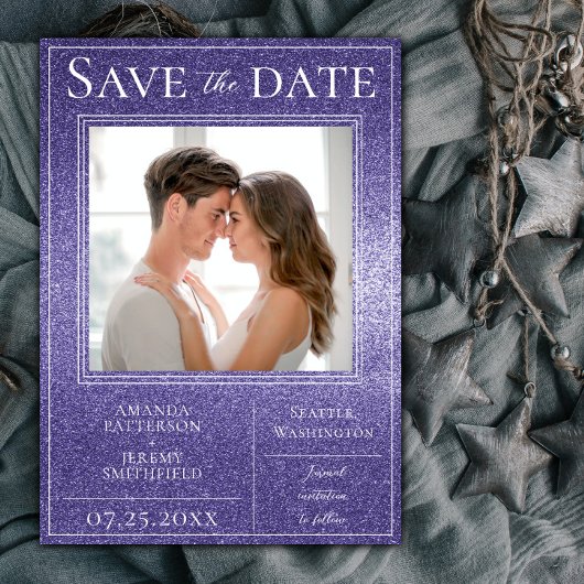 Paarse Glitter Foto slaat de datum op Save The Date