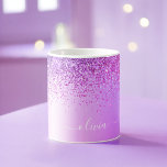 Paarse Glitter Monogram Naam Luxe Meisjesachtig Koffiemok<br><div class="desc">Paarse Nep Folie Metallic Glitter Glans Borstel Metaal Monogram Naam Koffiekop of Mok. Dit is het perfecte cadeau voor sweet 16 verjaardag,  trouwen,  bruidsfeest,  jubileum,  baby shower of vrijgezellenfeest voor iemand die van glamour luxe en chic stijlen houdt.</div>