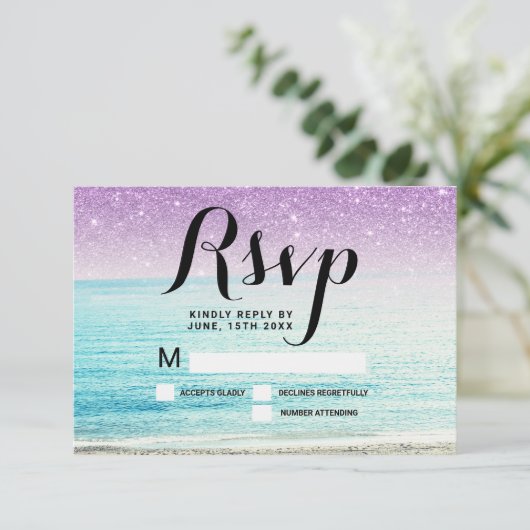 paarse glitter strandfoto RSVP bruiloft Kaart (Staand voorkant)