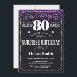 Paarse Glitter Surprise 80th Birthday Invitation Kaart<br><div class="desc">Paarse Glitter Surprise 80th Birthday Invitation. Witte Typografie. Achtergrond zwart-wit karton. Volwassen verjaardag. Mannelijke Mannen of vrouwen: Birthday. Kinder jongen of meisje Lady Teenage Bday Invite. 13e 15e 16e 18e 21e 30e 40e 50e 60e 70e 90e 100e. Elke leeftijd. Voor verdere aanpassing, te klikken gelieve de knoop "van de Aanpassing...</div>