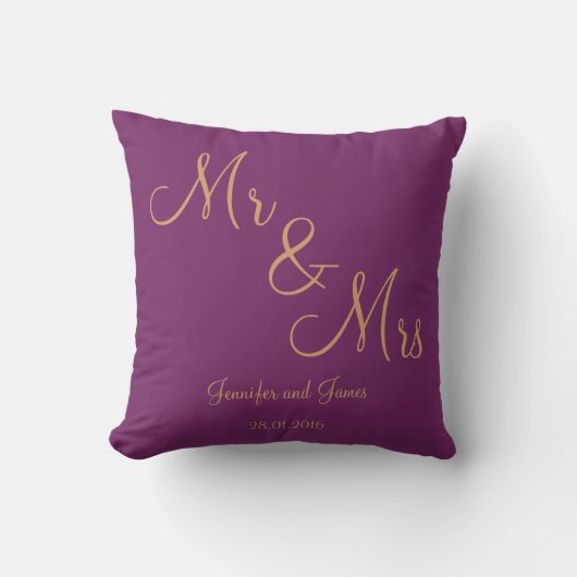 Paarse Gold Linen Mr. en Mrs Wedding Kussen (Voorkant)