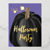 Paarse Gold Script Pumpkin Halloween Party Folie Uitnodiging Briefkaart (Voorkant)