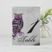 Paarse Gothic Owl Posh Weddenschappen Table Number Kaart (Staand voorkant)