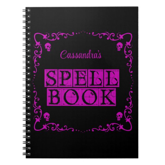 Paarse Gothic Spell Book gepersonaliseerd Notitieboek (Voorkant)