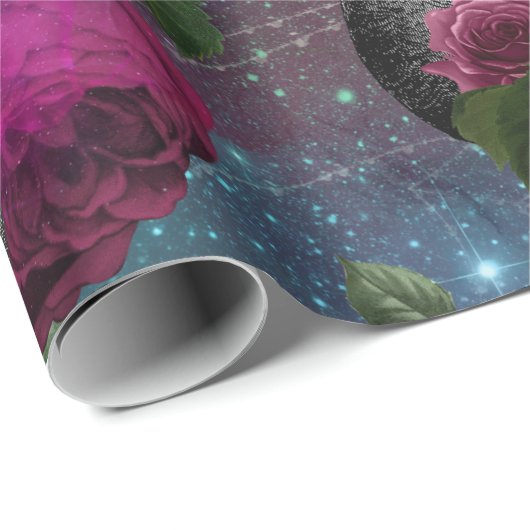 Paarse Gothic Witch Skull en Rozen Verpakkingspapi Cadeaupapier (Rol Hoek)