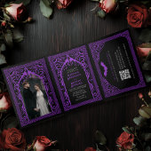 Paarse Gotische Vampier Kathedraal Wedding QR Code Drieluik Uitnodiging