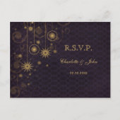 paarse goudbijtende sneeuwvlokken Winterbruiloft R Uitnodiging Briefkaart (Voorkant)