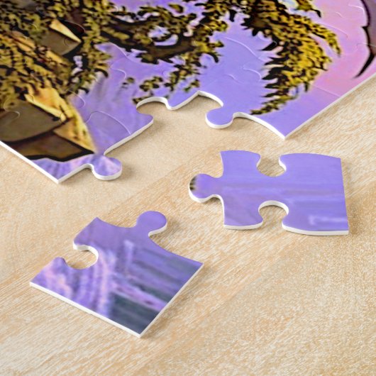 Paarse gouden draak op de trappen van het kasteel legpuzzel (Zijkant)