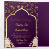 Paarse Gouden Paisley Bloemen QR Code Indiase brui Drieluik Uitnodiging (Binnenzijde eerst)