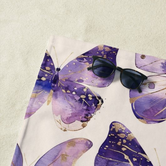 Paarse gouden vlinders strandlaken (In situ)